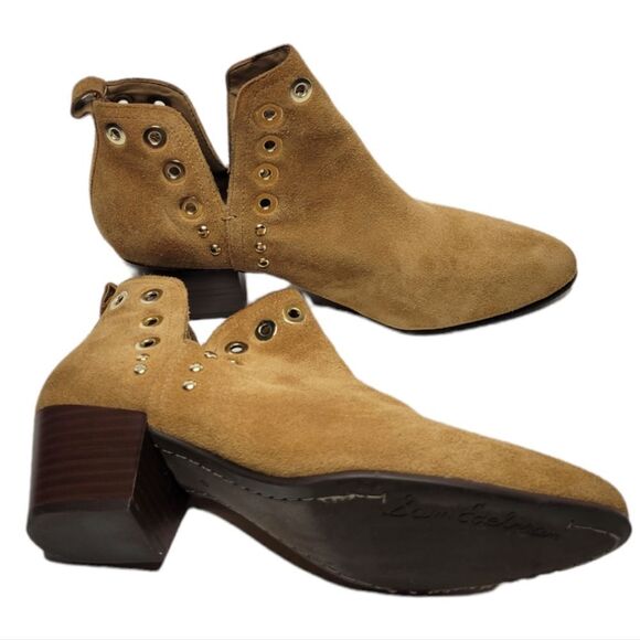 SAM EDELMAN RUBIN GROMMET ANKLE BOOTIES. - Picture 3 of 13